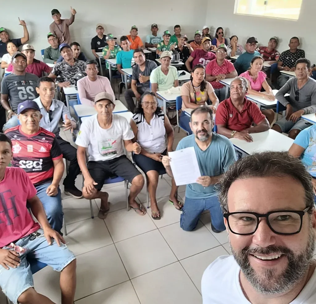 Encontro de participantes e equipe em uma atividade coletiva